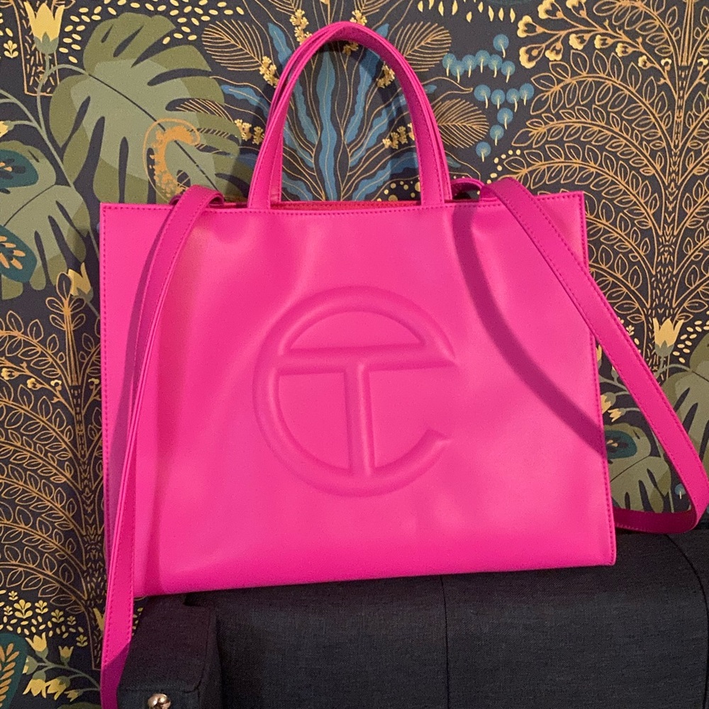 Azalea Telfar Medium Shopping Bag